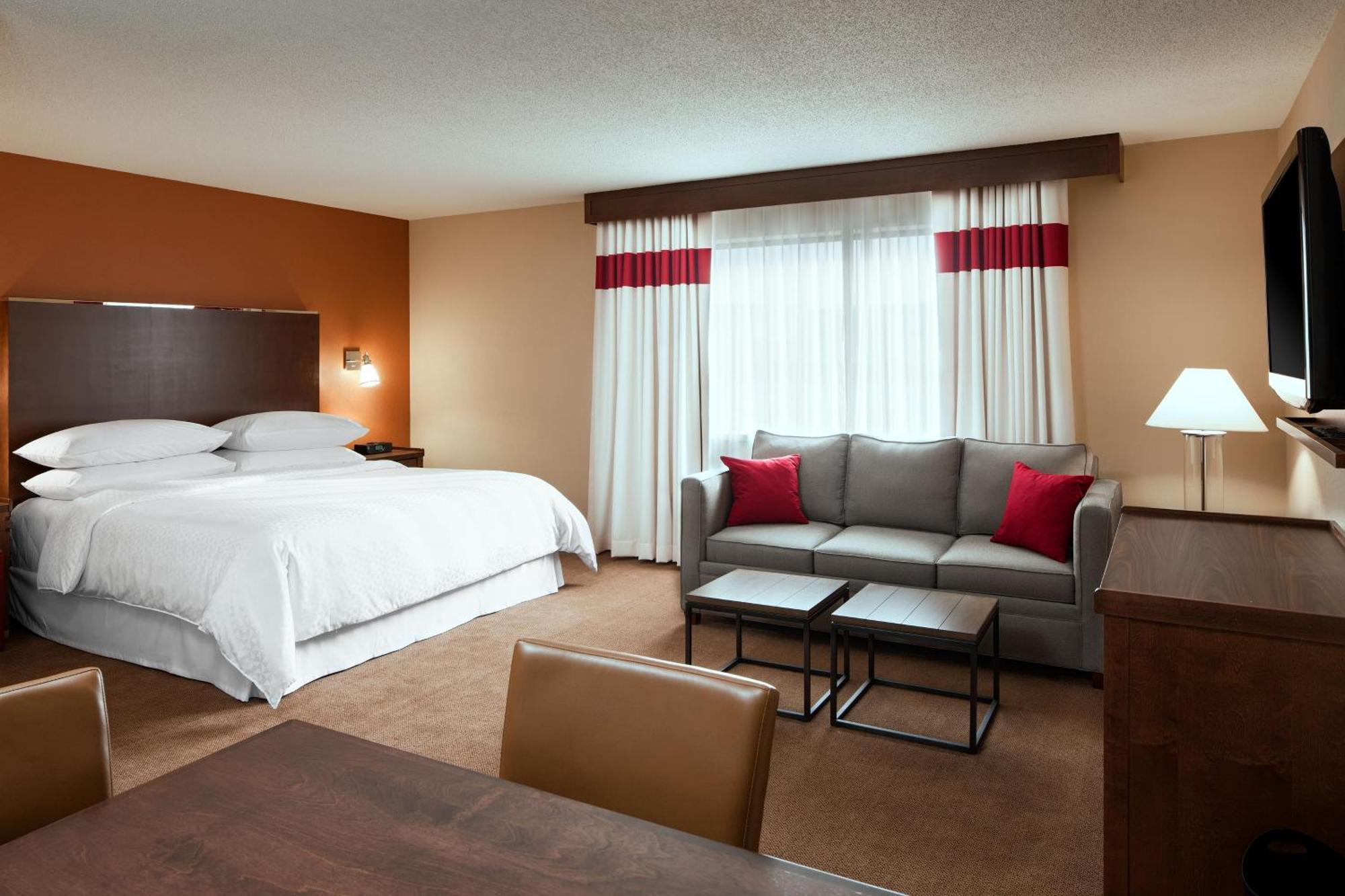 Four Points By Sheraton Edmundston Hotel & Conference Center Zewnętrze zdjęcie